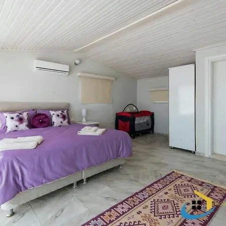 Вілла Kalkan Charm Halal *