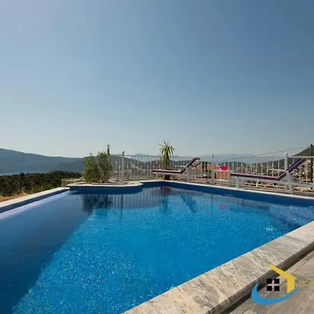 Kalkan Charm Halal * Каш